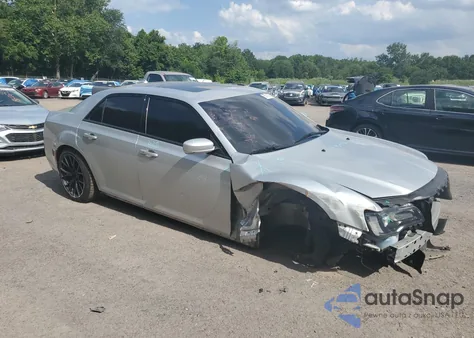 2022 Chrysler 300 S z USA, uszkodzony, nr VIN 2C3CCABG1NH174218